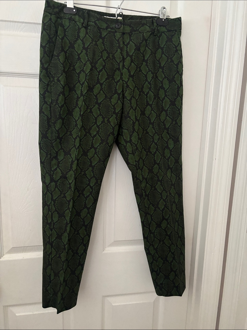 Michael Kors Green and Black Snake-Print Ankle Pants